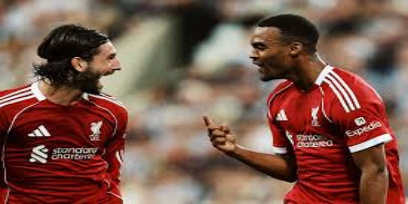 中场与边路对抗：半岛体育战术深度分析-半岛体育