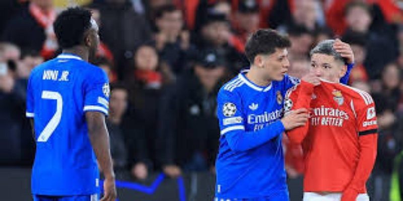 临时主帅永贝里的短期考验 -半岛体育