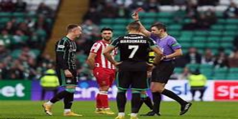 战术布置与球员表现深度解析-半岛体育