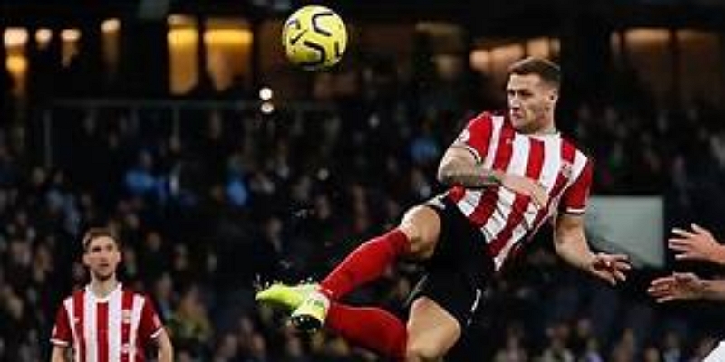 战术调整：阿德金斯神奇换人扭转战局-半岛体育