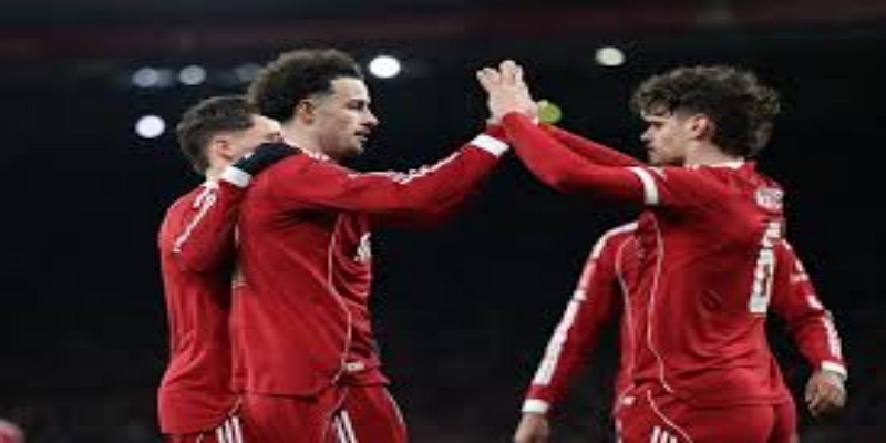 迈克·迪恩的传奇地位与影响- 半岛体育