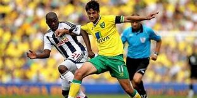 霍奇森刷新年龄纪录：半岛体育见证英超教练传奇延续-半岛体育